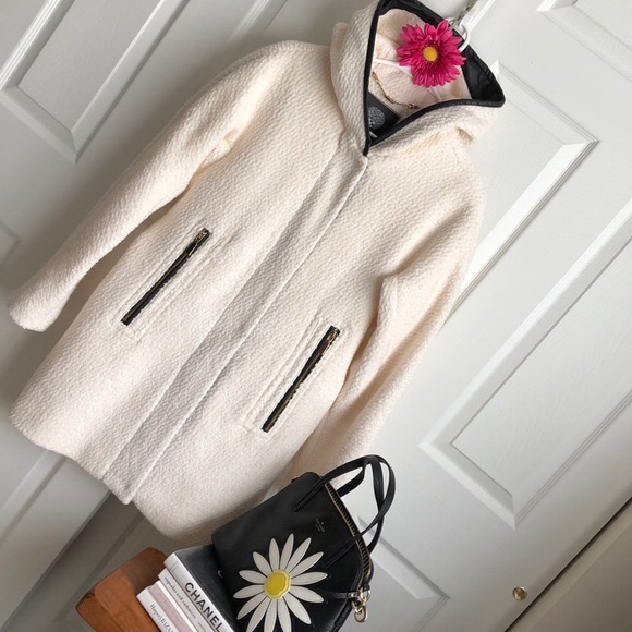 Vince Camuto Jackets & Blazers - Vince Camuto Boucle Hooded Boyfriend Coat